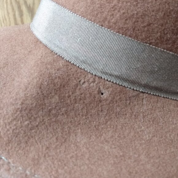 Vintage Brown Wool Felt Hat with Grosgrain Ribbon 21.5" Kates Boutique Canada - Picture 7 of 9